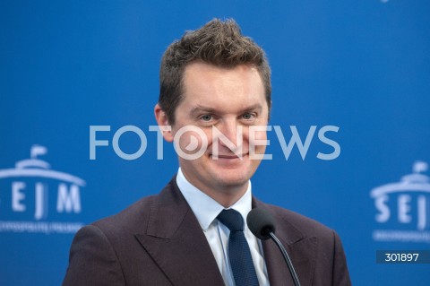  03.10.2025 WARSZAWA SEJM<br />
DZIEN W SEJMIE<br />
N/Z SEBASTIAN KALETA<br />
 