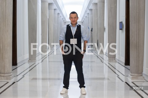  03.10.2025 WARSZAWA SEJM<br />
DZIEN W SEJMIE<br />
N/Z MARCIN JOZEFACIUK<br />
 