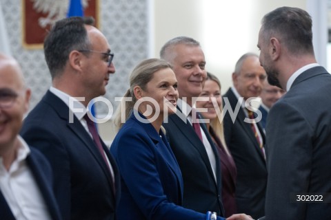  14.10.2025 WARSZAWA<br />
POSIEDZENIE RADY MINISTROW<br />
N/Z BARBARA NOWACKA TOMASZ SIEMONIAK<br />
 