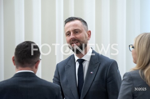  14.10.2025 WARSZAWA<br />
POSIEDZENIE RADY MINISTROW<br />
N/Z WLADYSLAW KOSINIAK KAMYSZ<br />
 