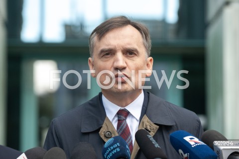  14.10.2025 WARSZAWA<br />
KONFERENCJA POSLOW PIS<br />
N/Z ZBIGNIEW ZIOBRO<br />
 