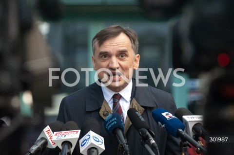  14.10.2025 WARSZAWA<br />
KONFERENCJA POSLOW PIS<br />
N/Z ZBIGNIEW ZIOBRO<br />
 