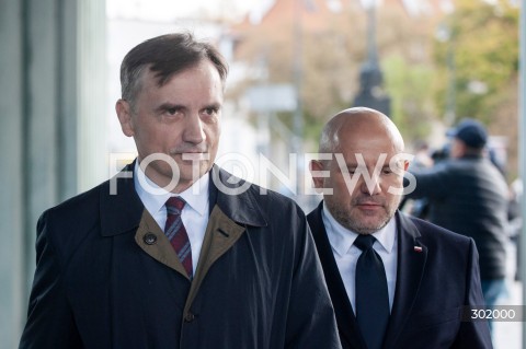  14.10.2025 WARSZAWA<br />
KONFERENCJA POSLOW PIS<br />
N/Z ZBIGNIEW ZIOBRO MARIUSZ GOSEK<br />
 