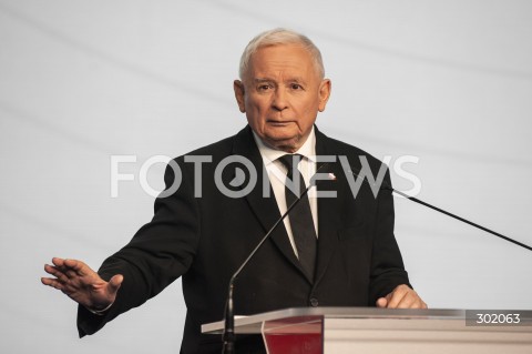 Konferencja prezesa PiS Jarosława Kaczyńskiego w Warszawie