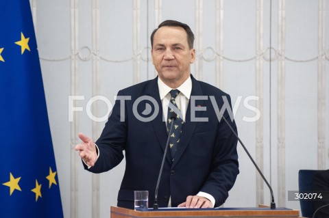  16.10.2025 WARSZAWA<br />
MINISTER SPRAW ZAGRANICZNYCH W SENACIE<br />
N/Z RADOSLAW SIKORSKI<br />
 