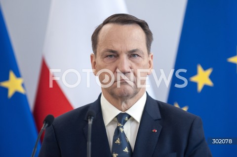  16.10.2025 WARSZAWA<br />
MINISTER SPRAW ZAGRANICZNYCH W SENACIE<br />
N/Z RADOSLAW SIKORSKI<br />
 