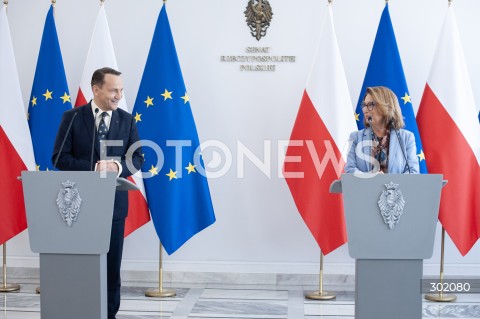  16.10.2025 WARSZAWA<br />
MINISTER SPRAW ZAGRANICZNYCH W SENACIE<br />
N/Z RADOSLAW SIKORSKI MALGORZATA KIDAWA BLONSKA<br />
 