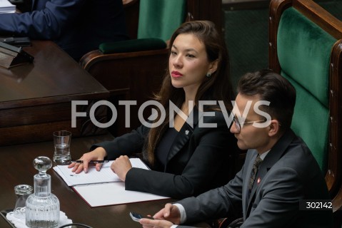  17.10.2025 WARSZAWA SEJM <br />
POSIEDZENIE SEJMU RP<br />
N/Z ALEKSANDRA UZNANSKA WISNIEWSKA ADRIAN WITCZAK<br />
FOT. MARCIN BANASZKIEWICZ / FOTONEWS  
