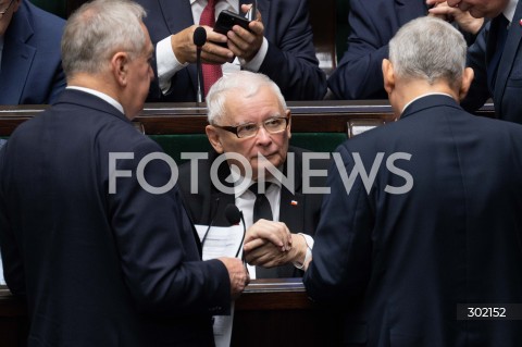  17.10.2025 WARSZAWA SEJM <br />
POSIEDZENIE SEJMU RP<br />
N/Z JAROSLAW KACZYNSKI HENRYK KOWALCZYK MAREK SUSKI<br />
FOT. MARCIN BANASZKIEWICZ / FOTONEWS  