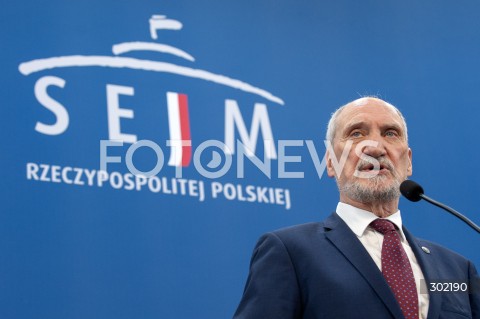 Konferencja Antoniego Macierewicza w Warszawie