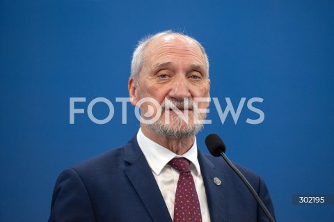  20.10.2025 WARSZAWA<br />
KONFERENCJA ANTONIEGO MACIEREWICZA<br />
N/Z ANTONI MACIEREWICZ<br />
 