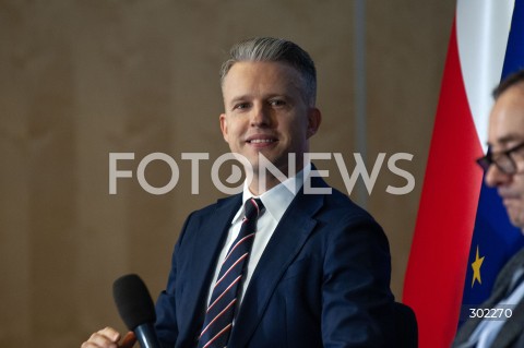  26.10.2025 WARSZAWA<br />
DEBATA DEMOKRACJA ROWNYCH SZANS<br />
N/Z ARKADIUSZ MARCHEWKA<br />
 