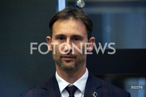  26.10.2025 WARSZAWA<br />
DEBATA DEMOKRACJA ROWNYCH SZANS<br />
N/Z SLAWOSZ UZNANSKI WISNIEWSKI<br />
 