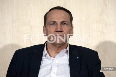  26.10.2025 WARSZAWA<br />
DEBATA DEMOKRACJA ROWNYCH SZANS<br />
N/Z RADOSLAW SIKORSKI<br />
 