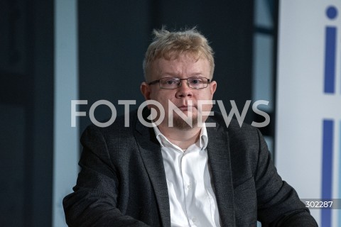  26.10.2025 WARSZAWA<br />
DEBATA DEMOKRACJA ROWNYCH SZANS<br />
N/Z MICHAL SUTOWSKI<br />
 