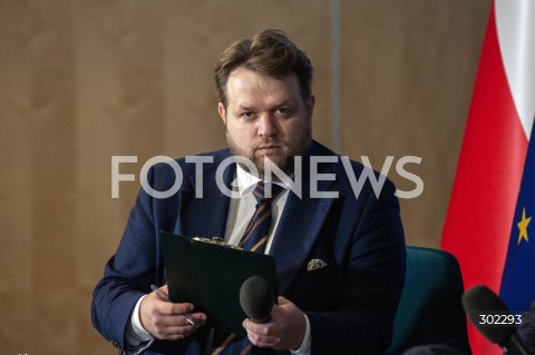  26.10.2025 WARSZAWA<br />
DEBATA DEMOKRACJA ROWNYCH SZANS<br />
N/Z PAWEL SLIWOWSKI<br />
 