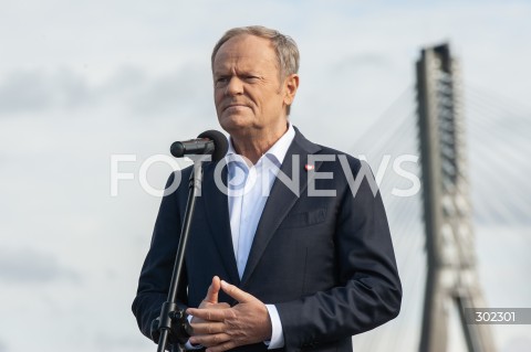  26.10.2025 WARSZAWA<br />
DEBATA DEMOKRACJA ROWNYCH SZANS<br />
N/Z PREMIER DONALD TUSK<br />
 