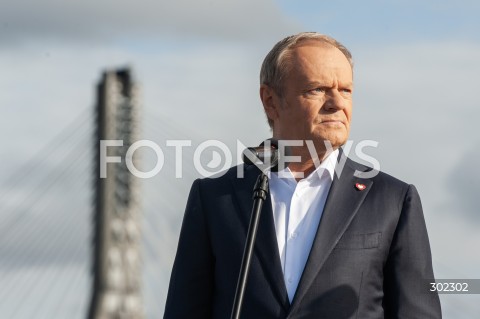  26.10.2025 WARSZAWA<br />
DEBATA DEMOKRACJA ROWNYCH SZANS<br />
N/Z PREMIER DONALD TUSK<br />
 