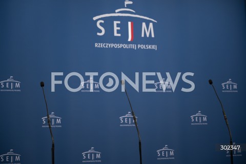  31.10.2025 WARSZAWA<br />
KONFERENCJA PRASOWA POLITYKOW PIS<br />
N/Z SEJM LOGO<br />
FOT. MARCIN BANASZKIEWICZ / FOTONEWS  