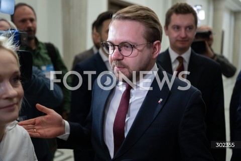  31.10.2025 WARSZAWA<br />
KONFERENCJA PRASOWA POLITYKOW PIS<br />
N/Z JACEK OZDOBA<br />
FOT. MARCIN BANASZKIEWICZ / FOTONEWS  