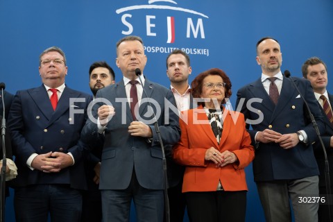  31.10.2025 WARSZAWA<br />
KONFERENCJA PRASOWA POLITYKOW PIS<br />
N/Z MARIUSZ BLASZCZAK MARIA KUROWSKA JANUSZ KOWALSKI MICHAL WOJCIK<br />
FOT. MARCIN BANASZKIEWICZ / FOTONEWS  