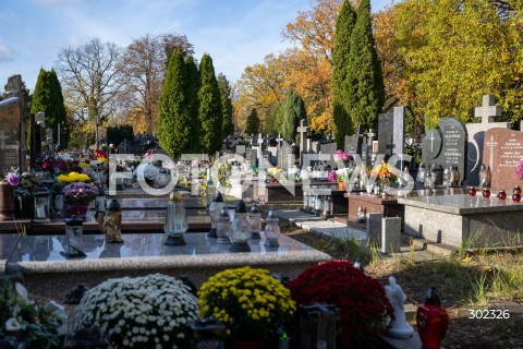  31.10.2025 WARSZAWA<br />
CMENTARZ TARCHOMINSKI<br />
N/Z CMENTARZ<br />
FOT. MARCIN BANASZKIEWICZ / FOTONEWS  