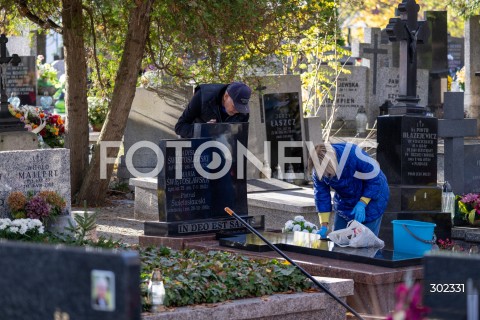  31.10.2025 WARSZAWA<br />
CMENTARZ TARCHOMINSKI<br />
N/Z CMENTARZ<br />
FOT. MARCIN BANASZKIEWICZ / FOTONEWS  