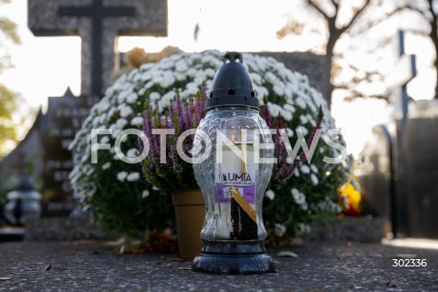  31.10.2025 WARSZAWA<br />
CMENTARZ TARCHOMINSKI<br />
N/Z CMENTARZ ZNICZ<br />
FOT. MARCIN BANASZKIEWICZ / FOTONEWS  