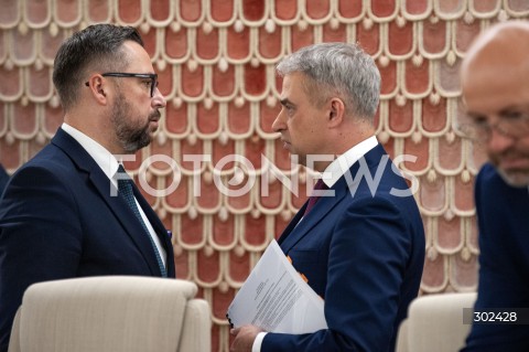  04.11.2025 WARSZAWA<br />
POSIEDZENIE RADY MINISTROW<br />
N/Z MARCIN KULASEK KRZYSZTOF GAWKOWSKI<br />
 