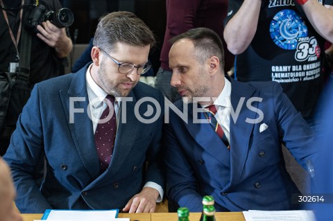  06.11.2025 WARSZAWA<br />
POSIEDZENIE KOMISJI REGULAMINOWEJ W SPRAWIE IMMUNITETU ZBIGNIEWA ZIOBRY<br />
N/Z ANDRZEJ SLIWKA JANUSZ KOWALSKI<br />
 