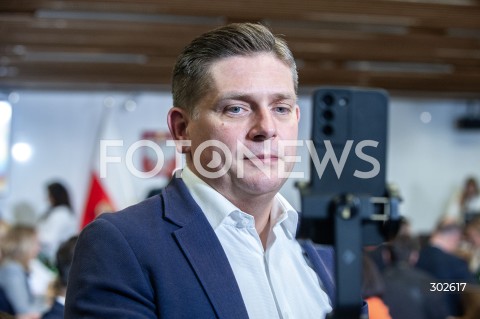  06.11.2025 WARSZAWA<br />
POSIEDZENIE KOMISJI REGULAMINOWEJ W SPRAWIE IMMUNITETU ZBIGNIEWA ZIOBRY<br />
N/Z BARTOSZ KOWNACKI<br />
 