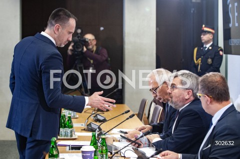  06.11.2025 WARSZAWA<br />
POSIEDZENIE KOMISJI REGULAMINOWEJ W SPRAWIE IMMUNITETU ZBIGNIEWA ZIOBRY<br />
N/Z JANUSZ KOWALSKI JAROSLAW URBANIAK<br />
 