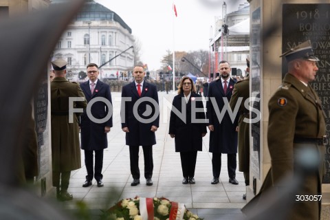  WARSZAWA 11.11.2025<br />
OBCHODY NARODOWEGO SWIETA NIEPODLEGLOSCI W WARSZAWIE<br />
NZ. SZYMON HOLOWNIA PREZYDENT RP  KAROL NAWROCKI MALGORZATA KIDAWA BLONSKA WLADYSLAW KOSINIAK KAMYSZ<br />
FOT. ANTONI BYSZEWSKI/FOTONEWS 