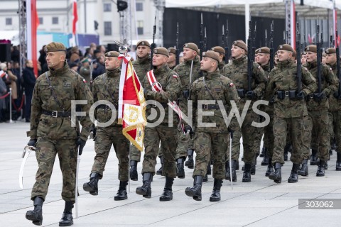  WARSZAWA 11.11.2025<br />
OBCHODY NARODOWEGO SWIETA NIEPODLEGLOSCI W WARSZAWIE<br />
NZ. PODODDZIALY NA PLACU<br />
FOT. ANTONI BYSZEWSKI/FOTONEWS 