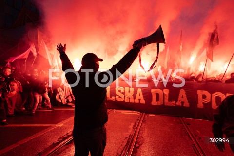  WARSZAWA 11.11.2025<br />
MARSZ NIEPODLEGLOSCI W WARSZAWIE<br />
NZ. TRANSPARENT RACE<br />
FOT. ANTONI BYSZEWSKI/FOTONEWS 