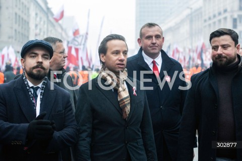  11.11.2025 WARSZAWA<br />
MARSZ NIEPODLEGLOSCI<br />
N/Z KRZYSZTOF BOSAK MICHAL URBANIAK KRZYSZTOF TUDUJ<br />
 