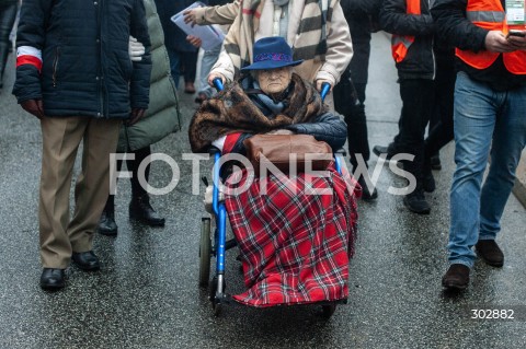  11.11.2025 WARSZAWA<br />
MARSZ NIEPODLEGLOSCI<br />
N/Z HALINA ROGOZINSKA MALA NIEBIESKA<br />
 