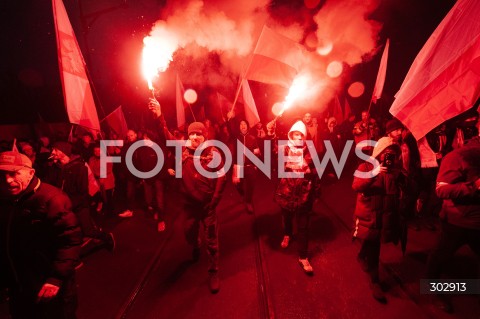  11.11.2025 WARSZAWA<br />
MARSZ NIEPODLEGLOSCI<br />
N/Z UCZESTNICY WYDARZENIA Z RACAMI RACE<br />
 