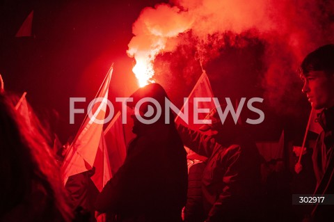  11.11.2025 WARSZAWA<br />
MARSZ NIEPODLEGLOSCI<br />
N/Z UCZESTNICY WYDARZENIA Z RACAMI RACE<br />
 