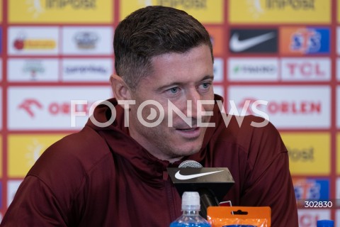  11.11.2025 WARSZAWA<br />
KONFERENCJA PRASOWA REPREZENTACJI POLSKI PILKARZY<br />
N/Z ROBERT LEWANDOWSKI<br />
FOT. MARCIN BANASZKIEWICZ / FOTONEWS  