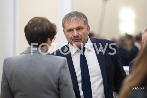  12.11.2025 WARSZAWA<br />
POSIEDZENIE RADY MINISTROW<br />
N/Z WALDEMAR ZUREK<br />
 