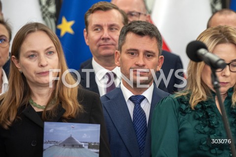  13.11.2025 WARSZAWA SEJM <br />
DZIEN W SEJMIE<br />
N/Z KATARZYNA PELCZYNSKA NALECZ PAWEL SLIZ<br />
 