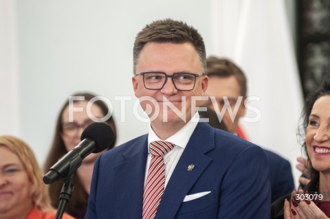  13.11.2025 WARSZAWA SEJM <br />
DZIEN W SEJMIE<br />
N/Z SZYMON HOLOWNIA<br />
 