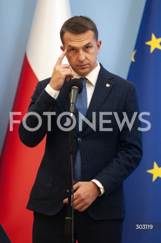  17.11.2025 WARSZAWA<br />
KONFERENCJA W KPRM<br />
N/Z ADAM SZLAPKA<br />
 