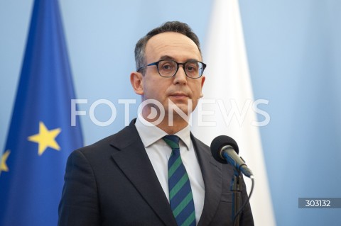  17.11.2025 WARSZAWA<br />
KONFERENCJA W KPRM<br />
N/Z DARIUSZ KLIMCZAK<br />
 