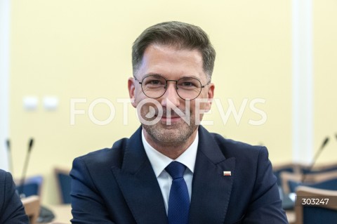  18.11.2025 WARSZAWA SEJM <br />
POSIEDZENIE SEJMU<br />
N/Z SYLWESTER TULAJEW<br />
 