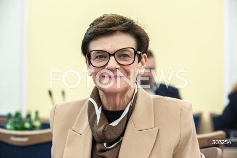  18.11.2025 WARSZAWA SEJM <br />
POSIEDZENIE SEJMU<br />
N/Z KRYSTYNA SZUMILAS<br />
 