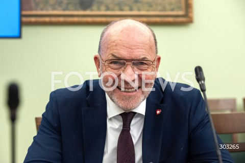  18.11.2025 WARSZAWA SEJM <br />
POSIEDZENIE SEJMU<br />
N/Z WLODZISLAW GIZINSKI<br />
 