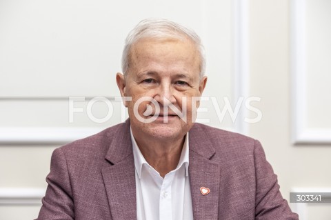  19.11.2025 WARSZAWA SEJM <br />
DZIEN W SEJMIE<br />
N/Z APOLONIUSZ TAJNER<br />
 