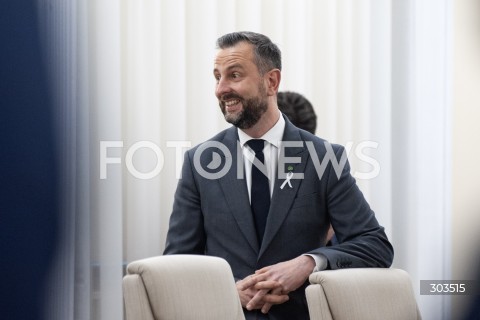  26.11.2025 WARSZAWA<br />
POSIEDZENIE RADY MINISTROW<br />
N/Z WLADYSLAW KOSINIAK KAMYSZ<br />
 